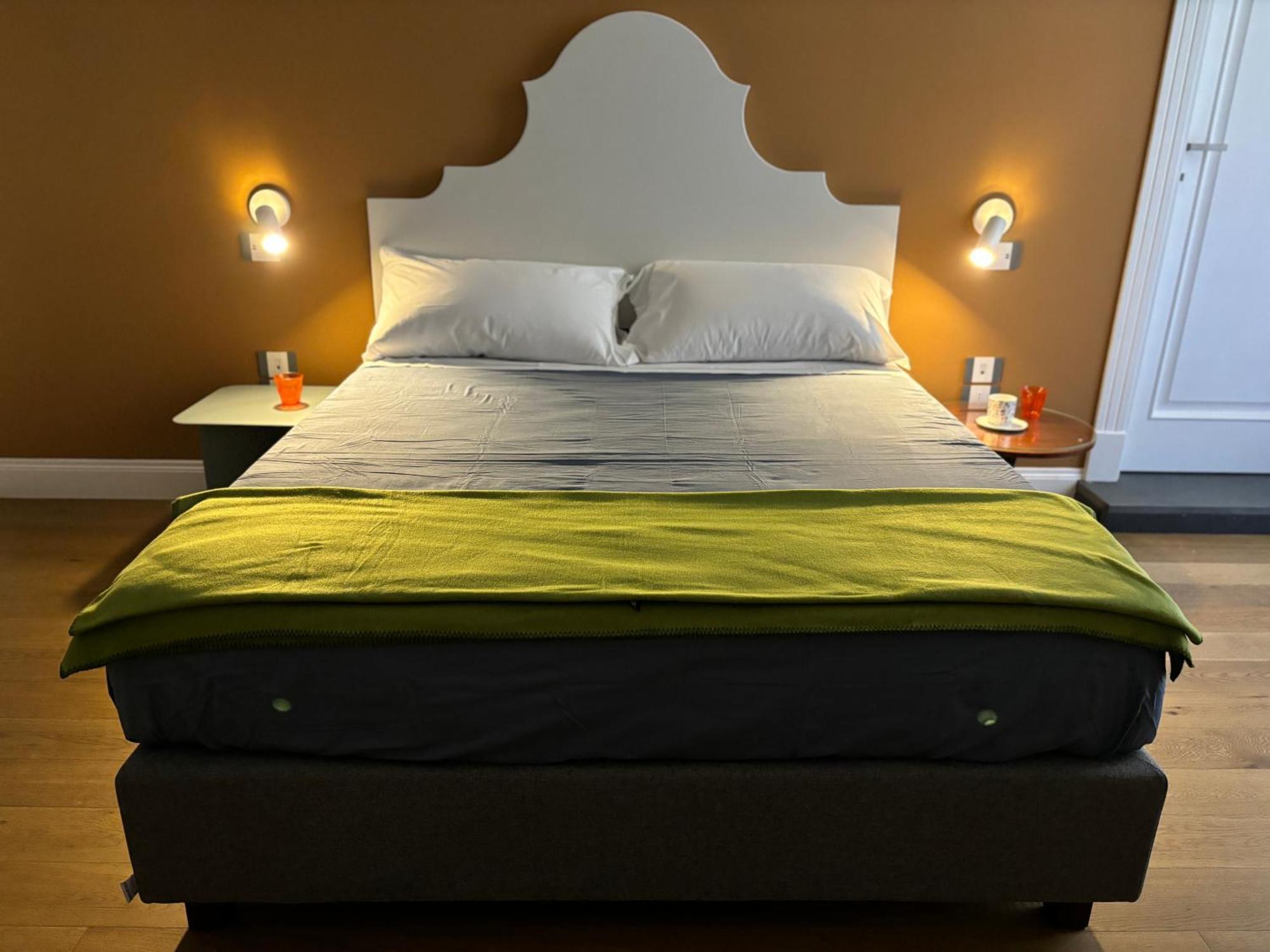 Il Mastio Guesthouse نابولي المظهر الخارجي الصورة